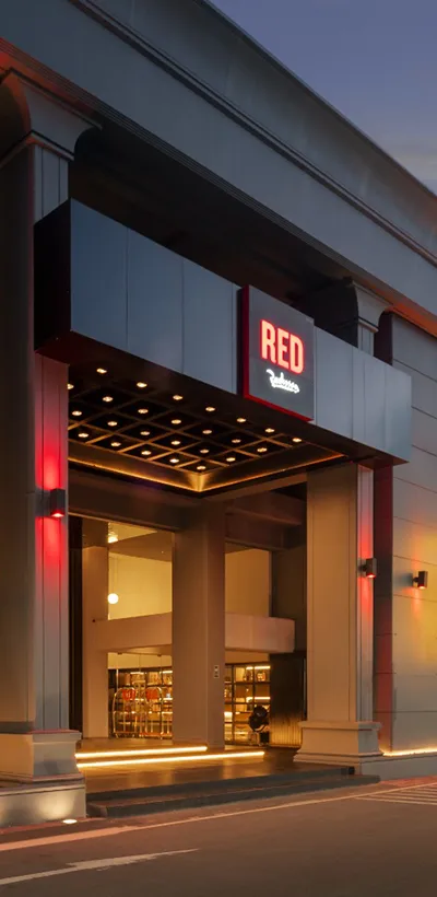 Radisson RED</p>
<p>A 5-star recovery hub,<br />
all under one roof
